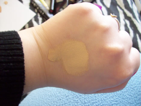 Correttore Fair Colortrend sulla pelle